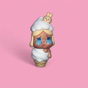 Pop Mart Ice Cream Pop Bean (crybaby)